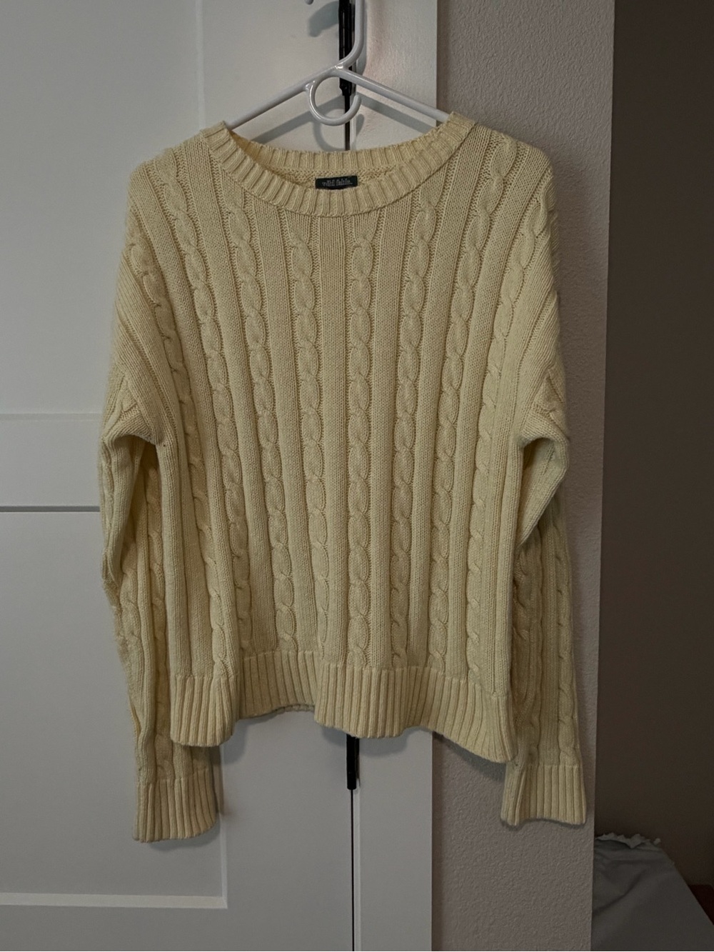 Women’s knitted sweater size large pastel yellow Knit Crewneck Sweater